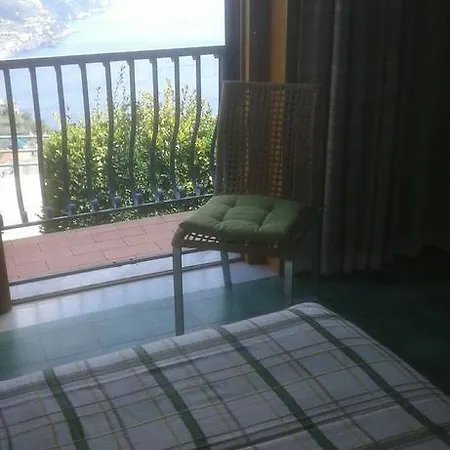 Domus Auditorium Apartment *