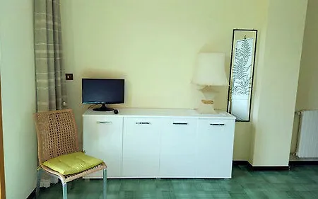 Domus Auditorium Apartment